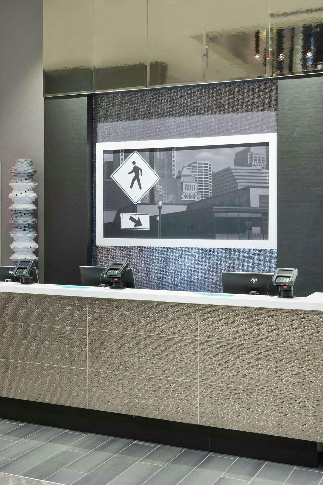 Hotel Hampton Inn & Suites Atlanta Buckhead Place photo 4