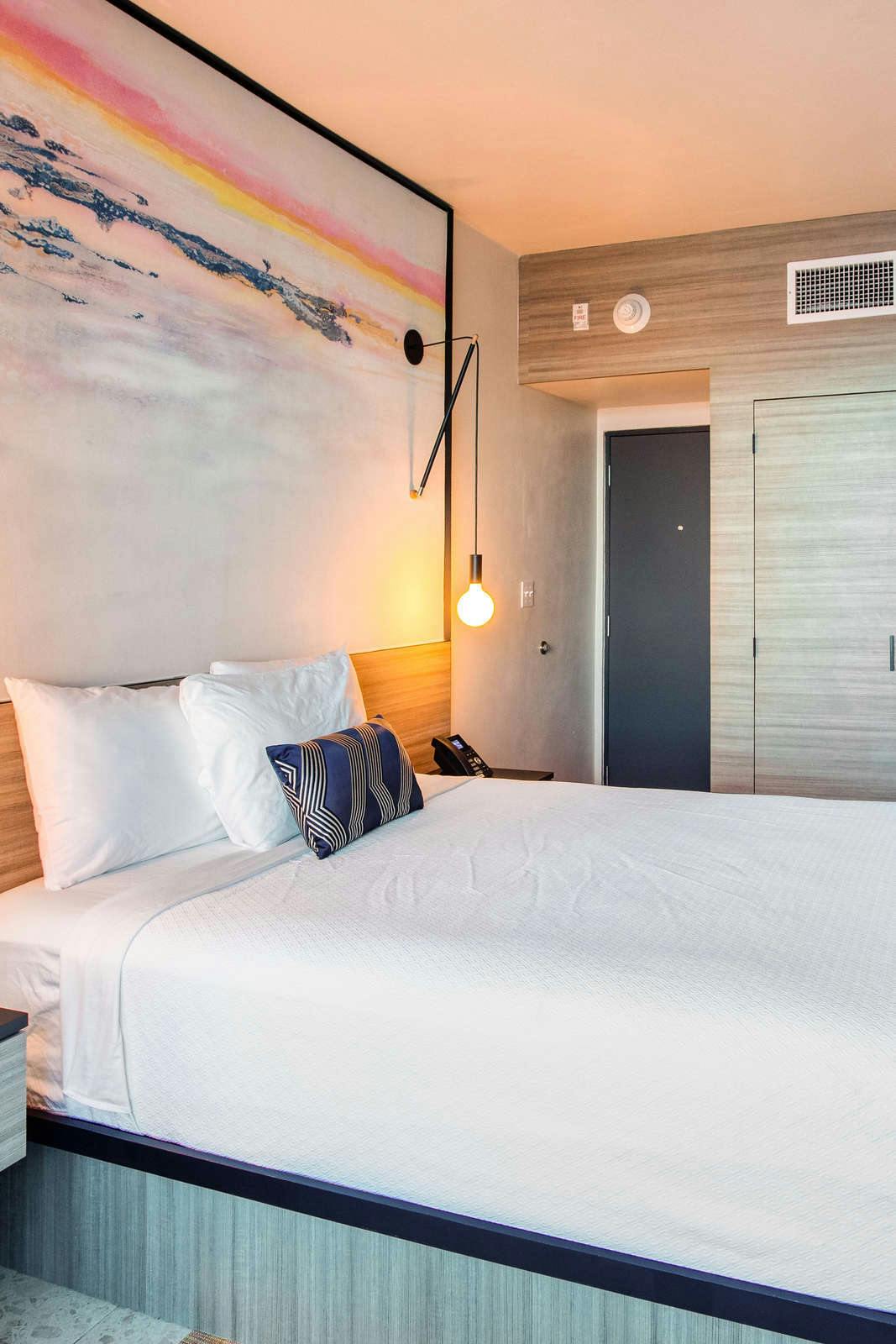 Hotel THE TRYST BEACHFRONT HOTEL photo 2