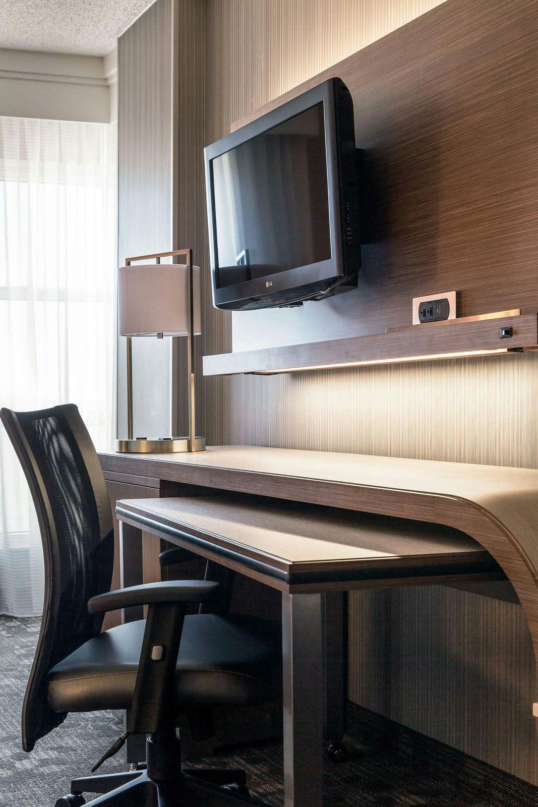 Hotel Sonesta Emeryville - San Francisco Bay Bridge. photo 5