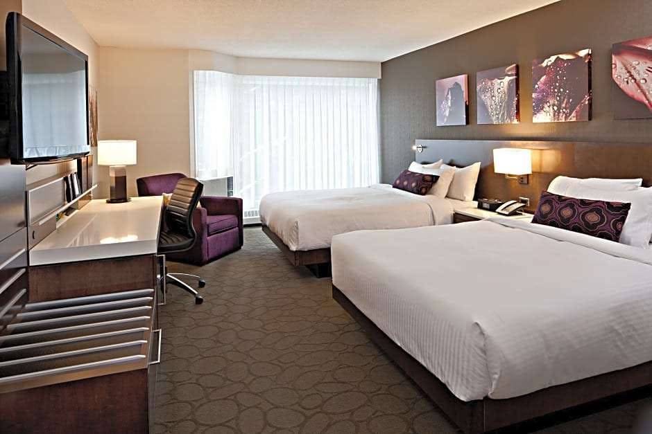 Hotel Crosswaters Resort at Kananaskis photo 2