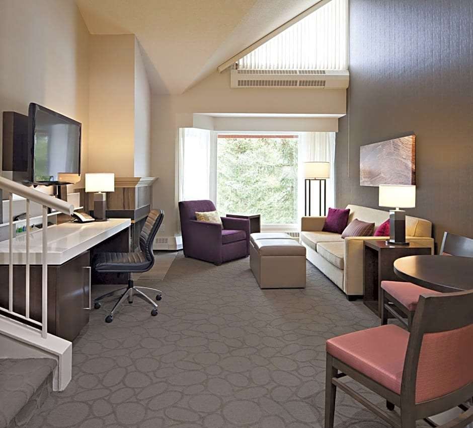 Hotel Crosswaters Resort at Kananaskis photo 3