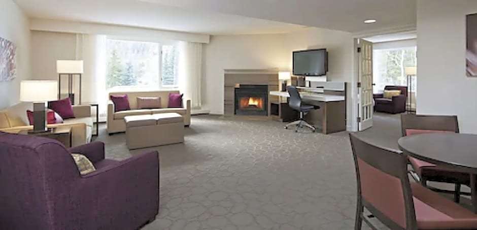 Hotel Crosswaters Resort at Kananaskis photo 5