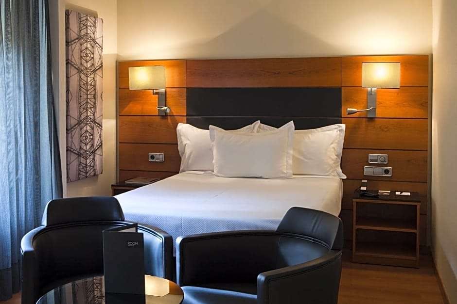 Hotel AC Hotel Carlton Madrid by Marriott photo 2