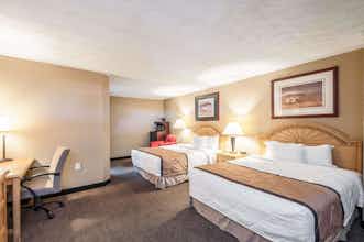 Hotel Rodeway Inn and Suites Charles Town WV photo 1