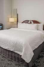 Hotel Embassy Suites By Hilton Portland Downtown photo 1