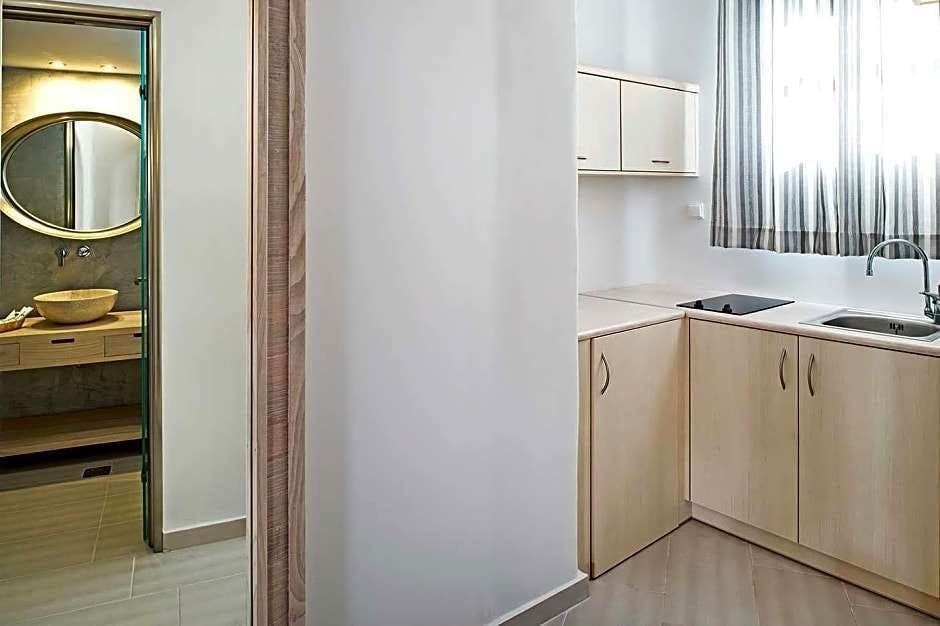 Hotel Aegean Plaza Hotel photo 5