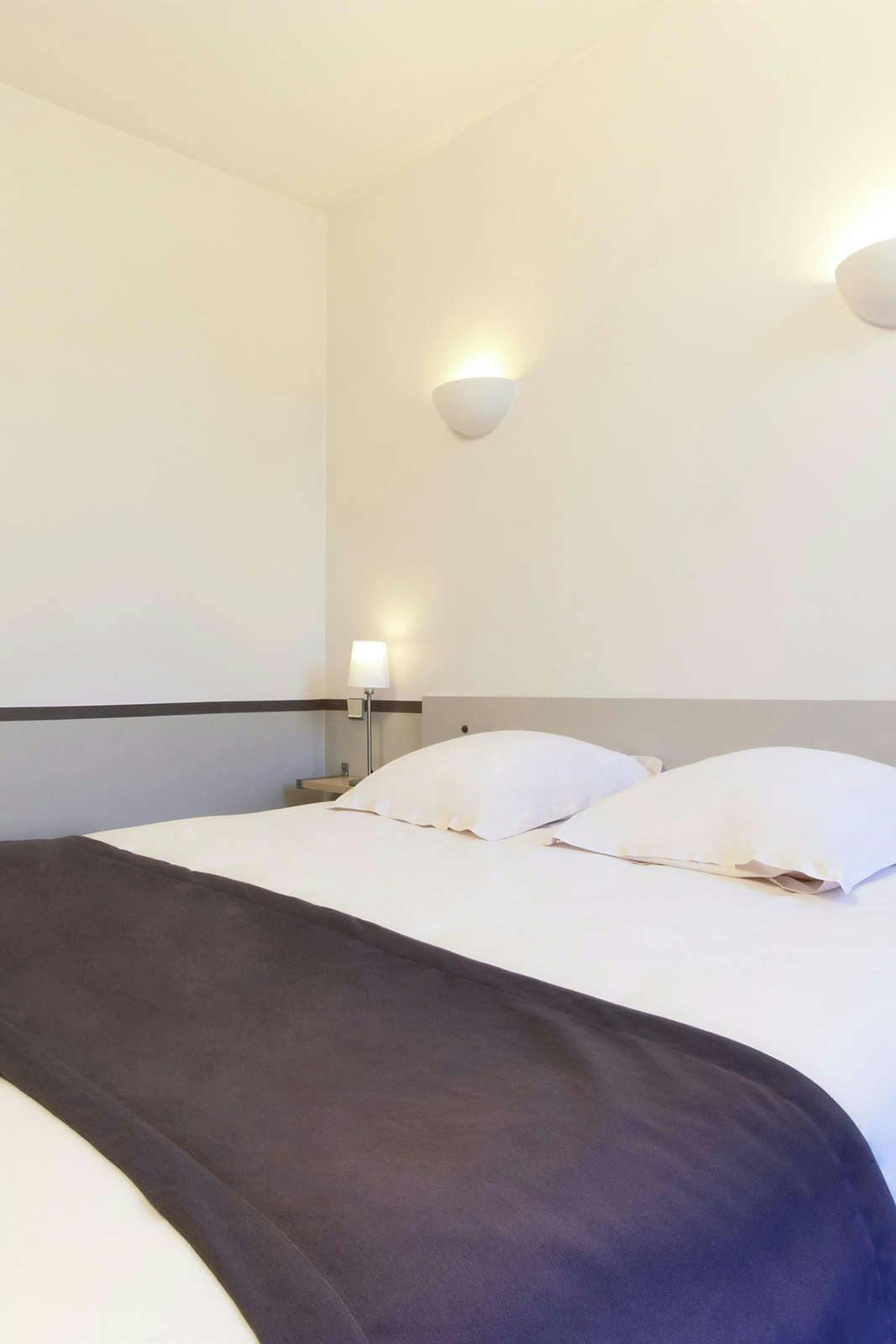 Hotel Kyriad Nimes Centre photo 3