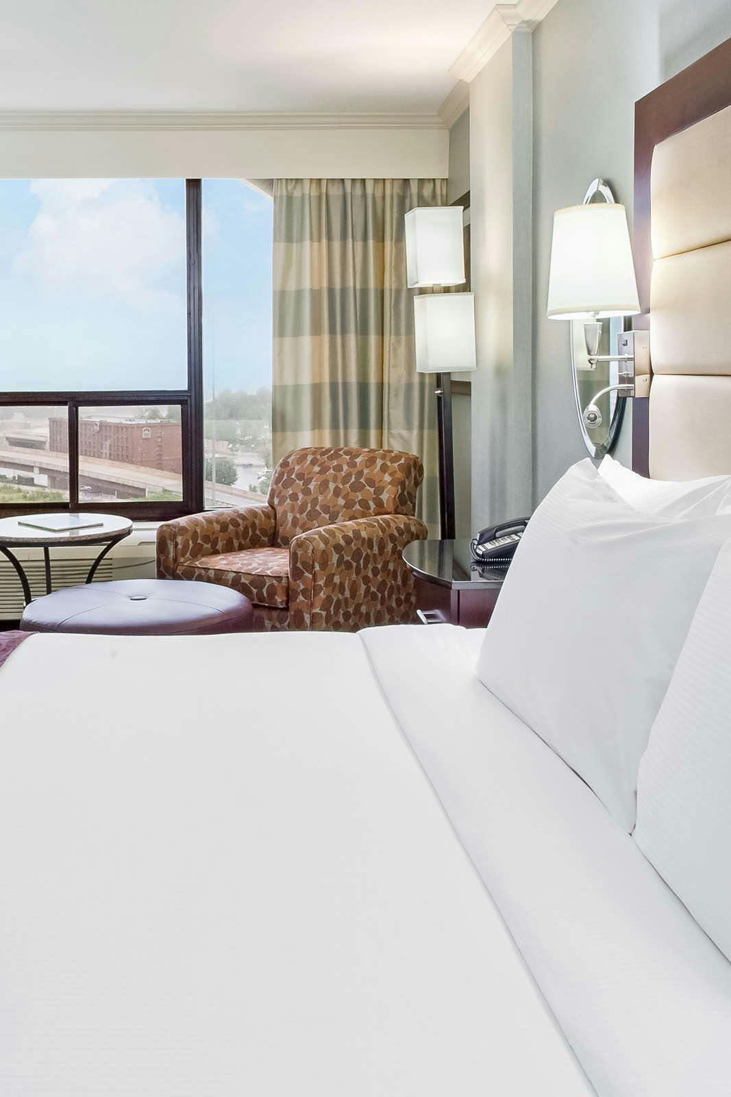 Hotel Hilton Springfield photo 1