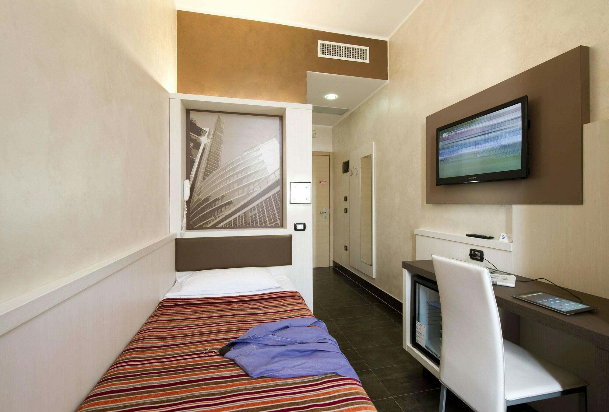 Hotel Hotel Milano Navigli photo 4