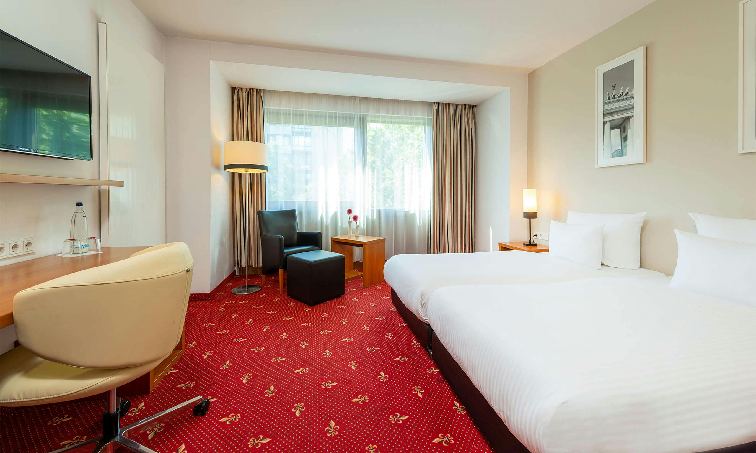 Hotel Leonardo Hotel Berlin KU’DAMM photo 3