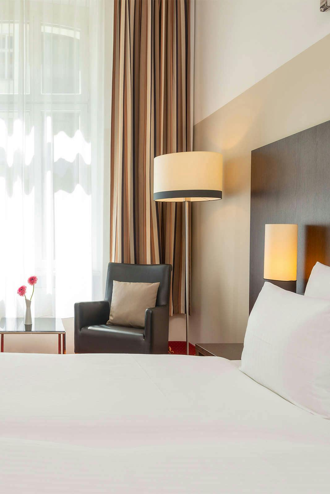 Hotel Leonardo Hotel Berlin KU’DAMM photo 1