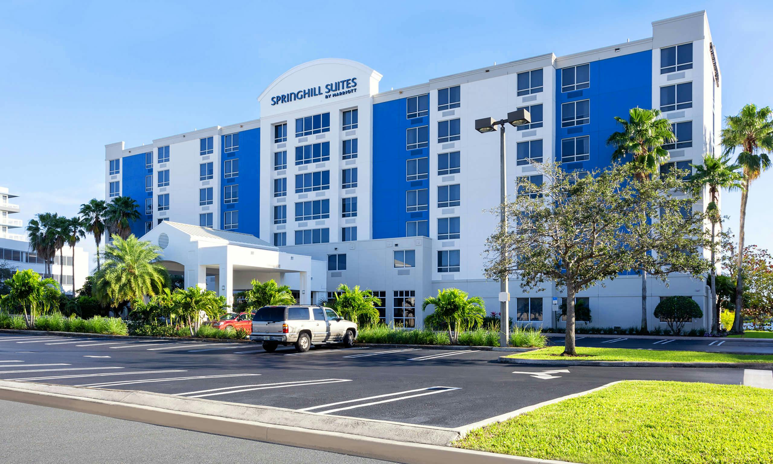 Hotel SpringHill Suites by Marriott Miami Airport South photo 1