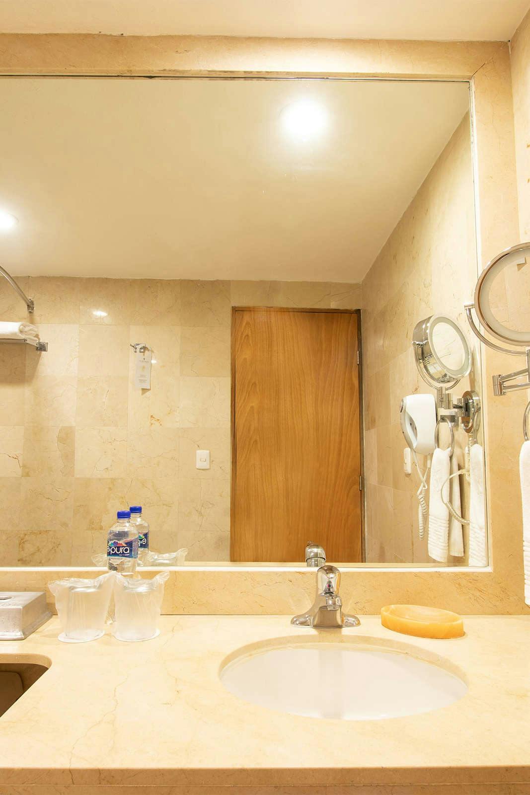 Hotel Emporio Acapulco photo 3