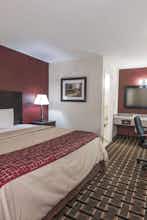 Hotel Red Roof Inn Mobile - Midtown photo 2