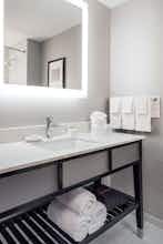 Hotel Courtyard by Marriott Boston Brookline photo 3