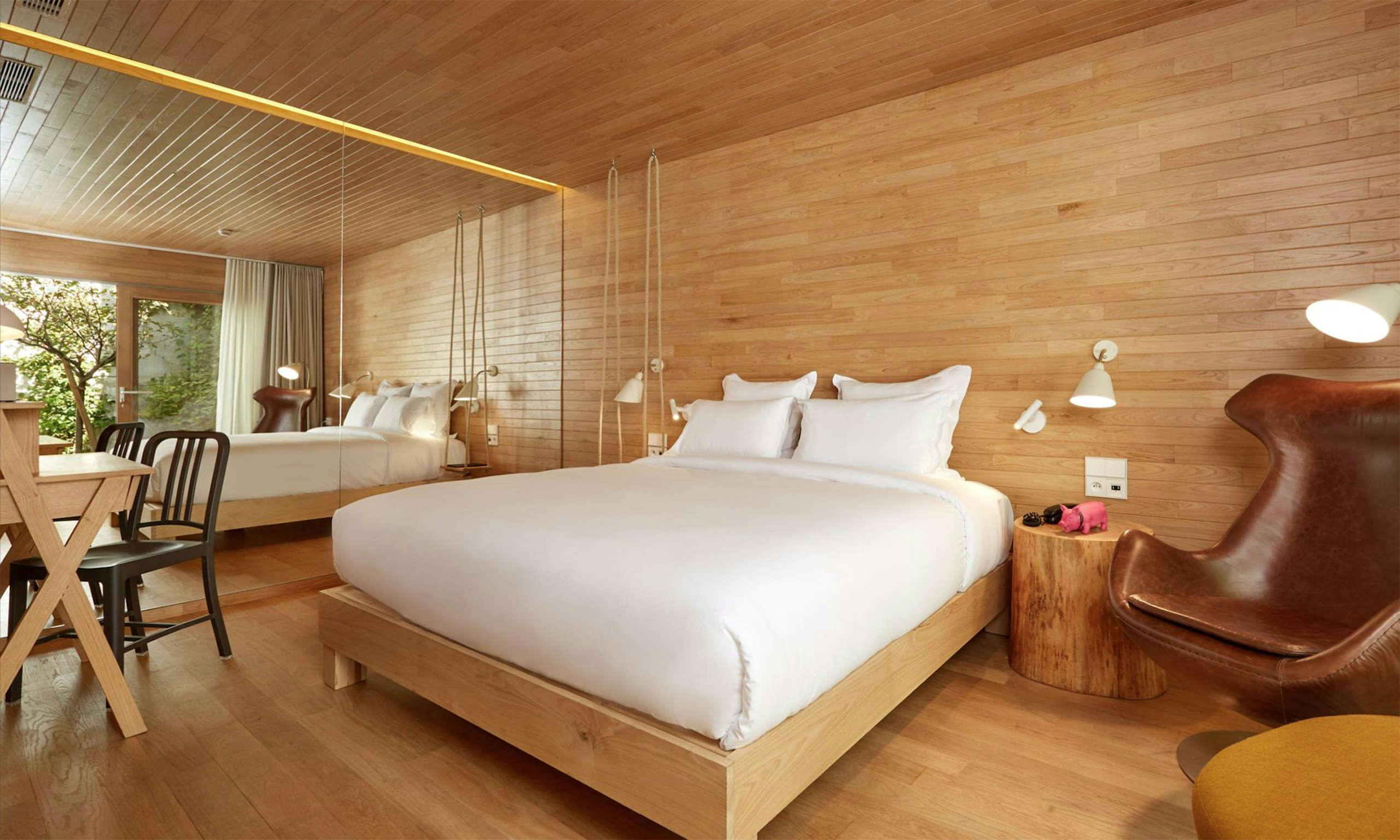 9Hotel Montparnasse - La Cabane