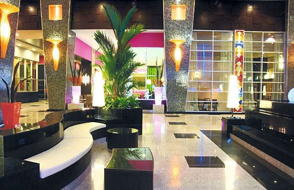 Hotel Riu Plaza Panama photo 2