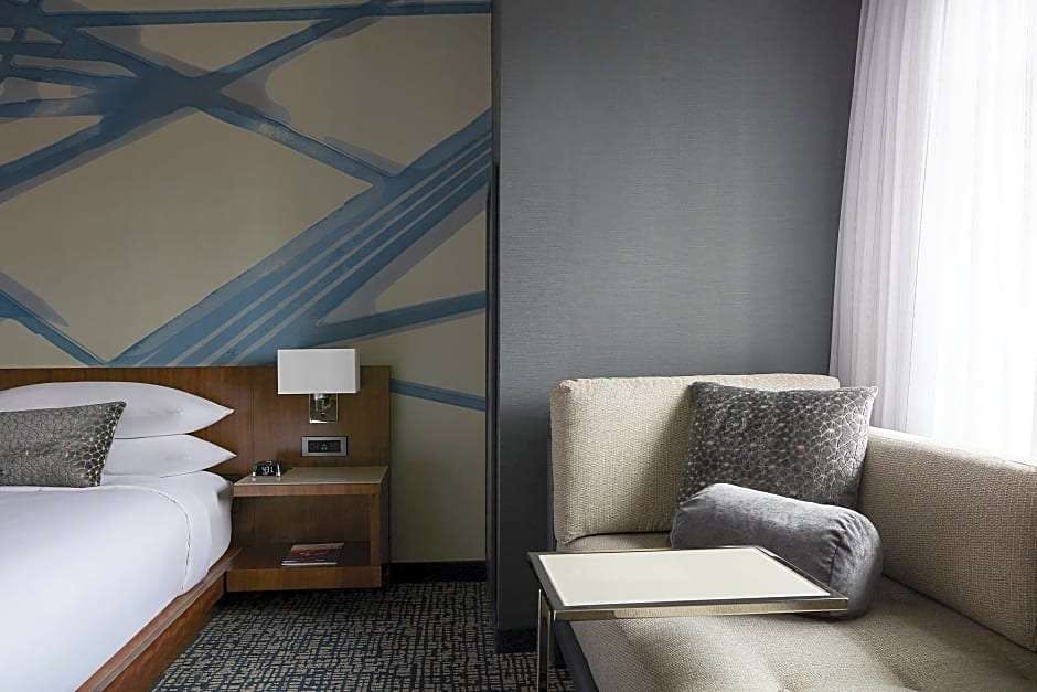 Hotel ITHACA MARRIOTT DOWNTOWN ON THE COMMONS photo 3