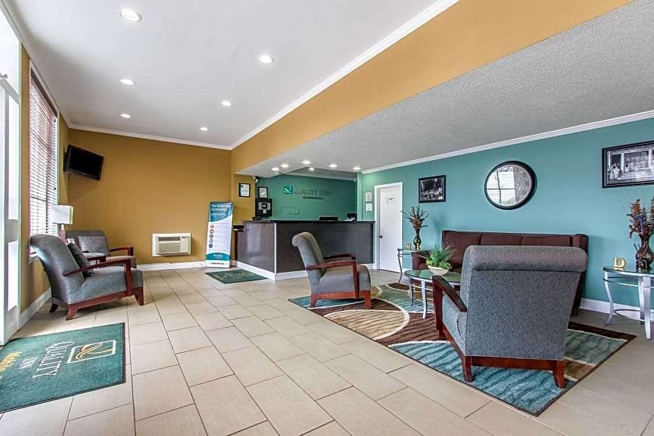 Hotel Quality Inn Downtown Historic District photo 3