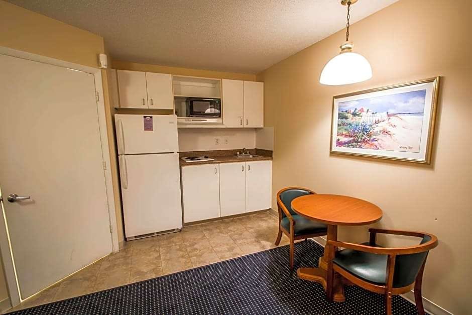 Hotel Suburban Studios Stuart near Federal Hwy 1 photo 5