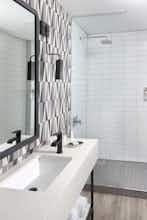 Hotel voco the Tuxon, an IHG Hotel photo 5