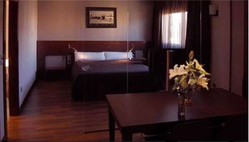 Hotel Hotel Tach Madrid Airport photo 2