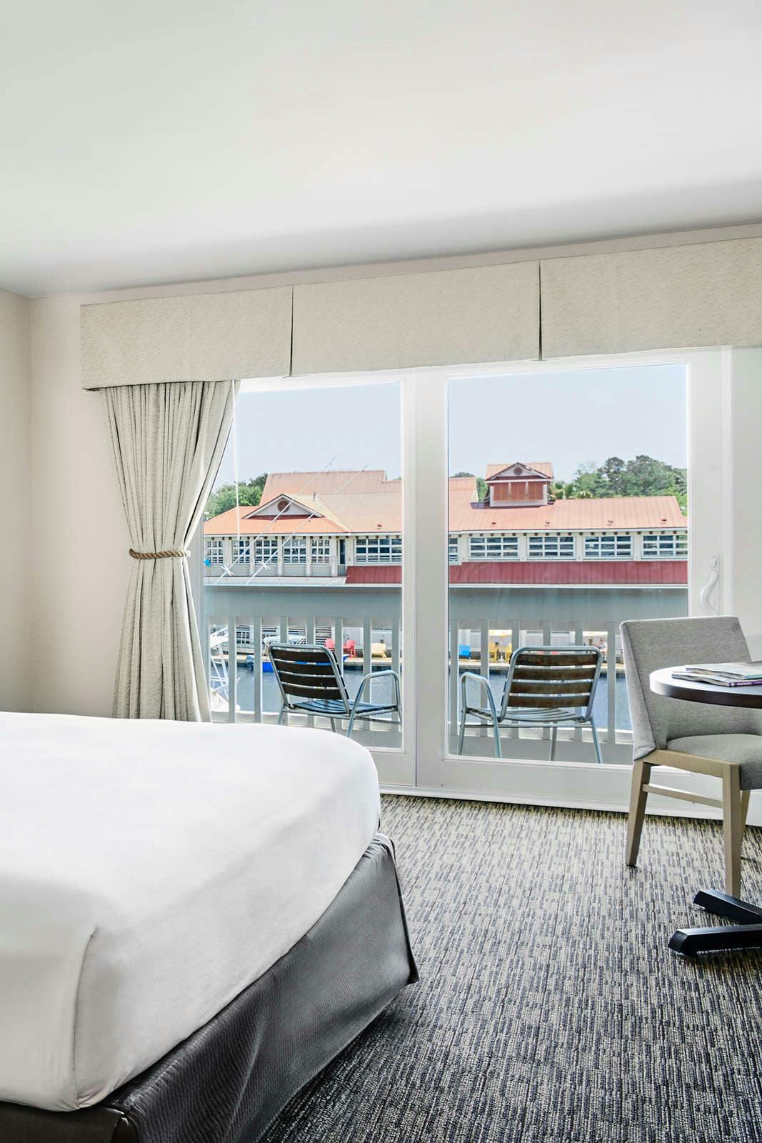 Hotel Shem Creek Inn photo 5