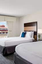 Hotel Shem Creek Inn photo 2