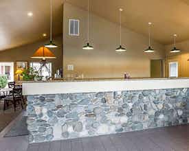 Hotel Quality Inn & Suites Minden US-395 photo 1