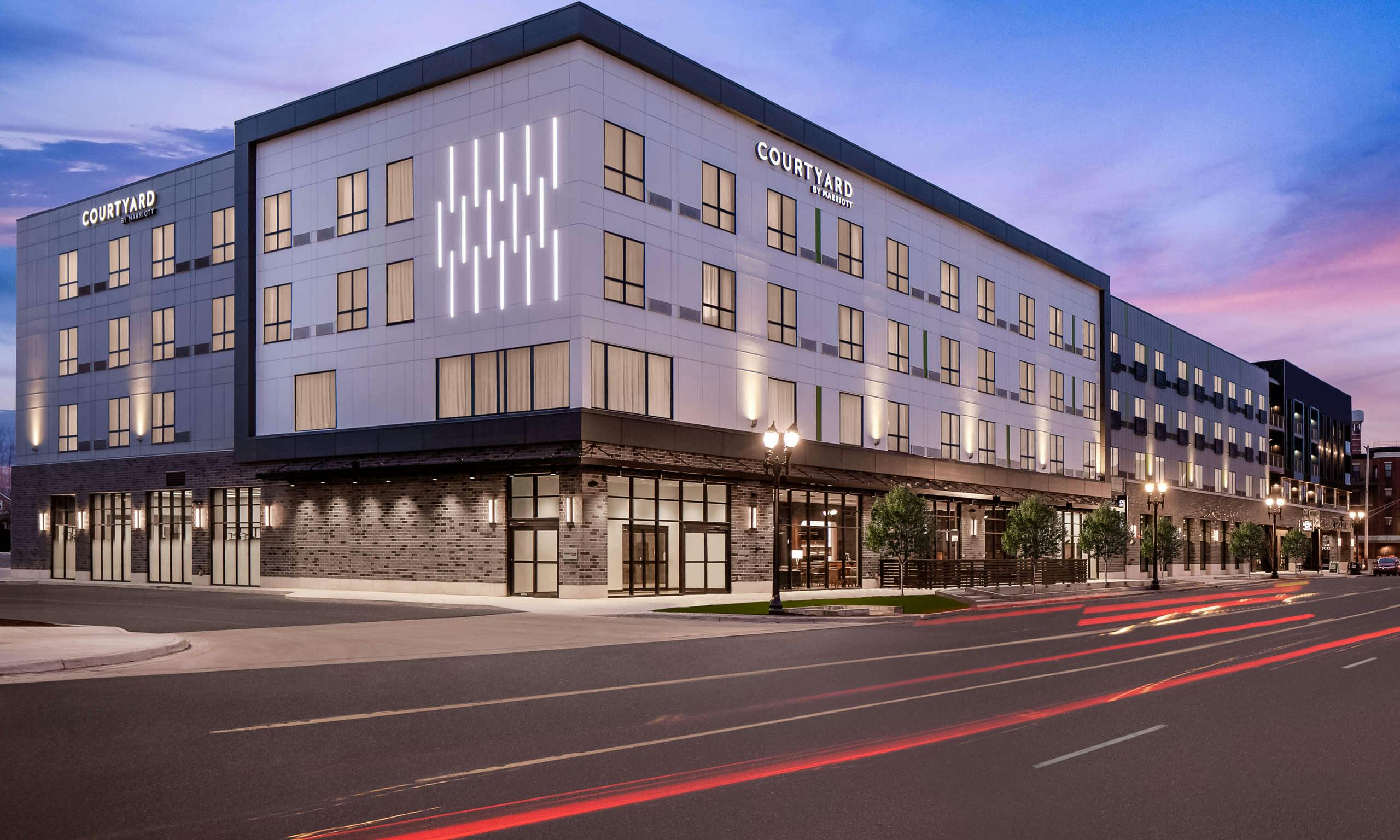 Courtyard by Marriott Lansing Downtown