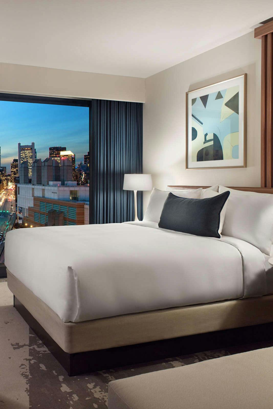 Hotel Omni Boston Hotel at the Seaport photo 2