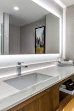 Hotel Hotel Centro Sonoma Wine Country A Tapestry by Hilton photo 1