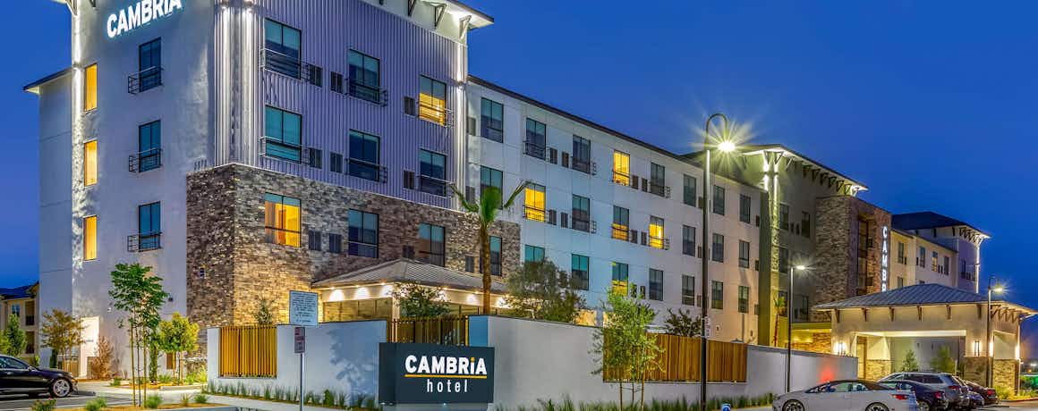 Cambria Hotel Sonoma Wine Country