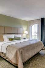 Hotel Candlewood Suites Richmond West Broad photo 2