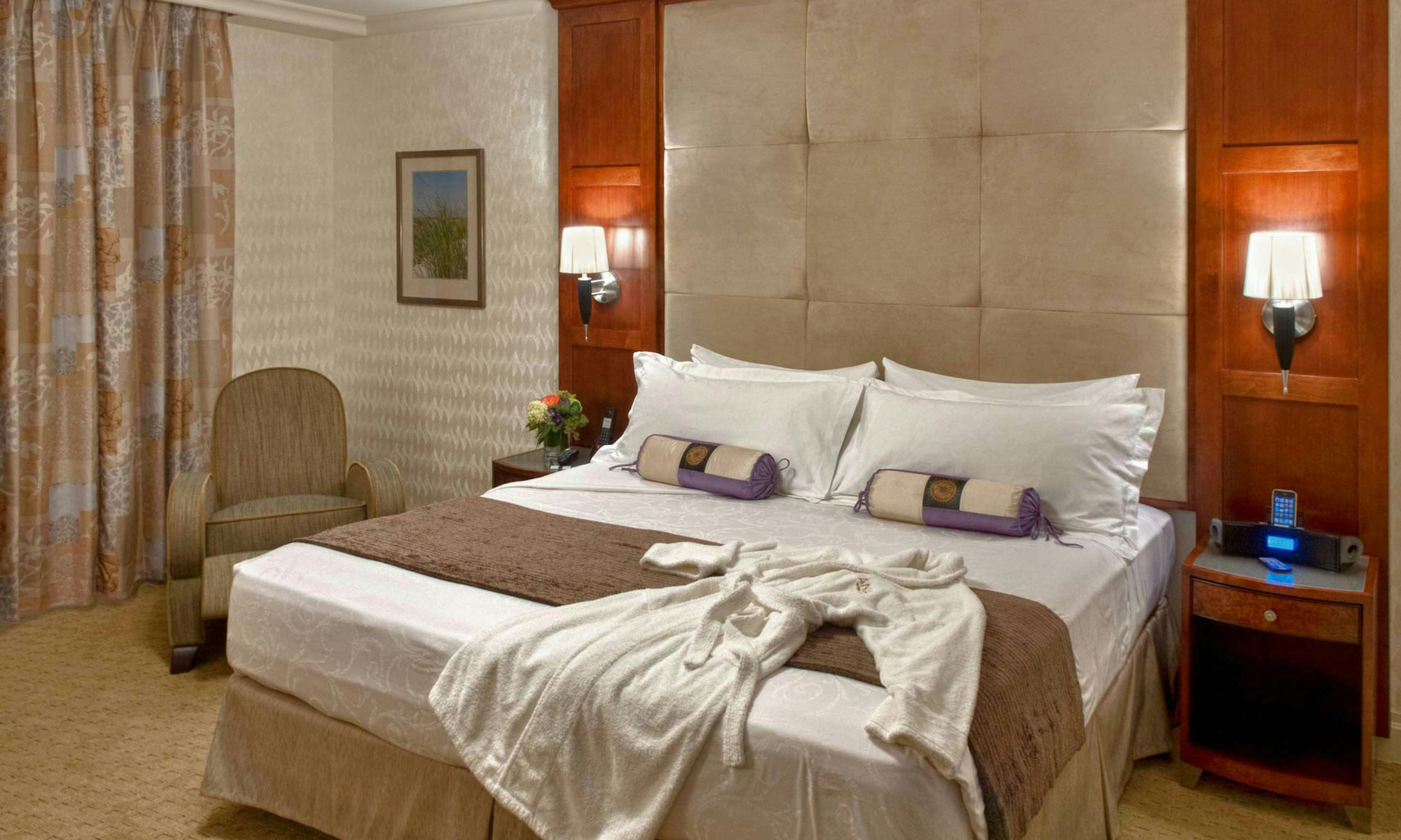 Viana Hotel and Spa, Trademark Collection by Wyndham