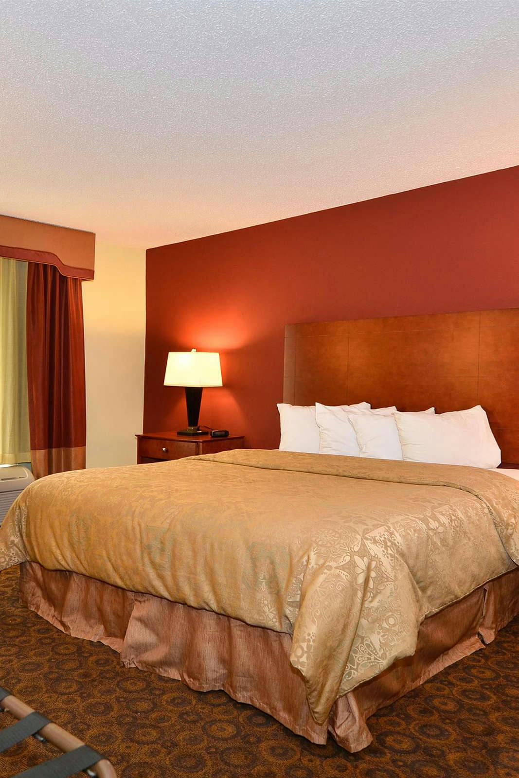 Hotel Holiday Inn Express Towson - Baltimore North photo 2