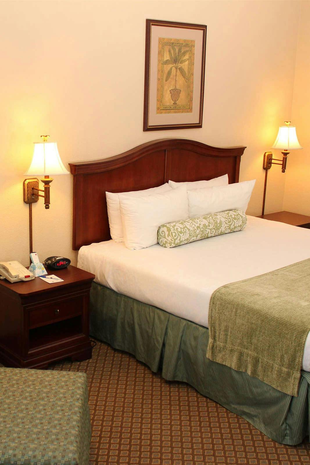 Hotel Quality Inn & Suites Robstown TX photo 3