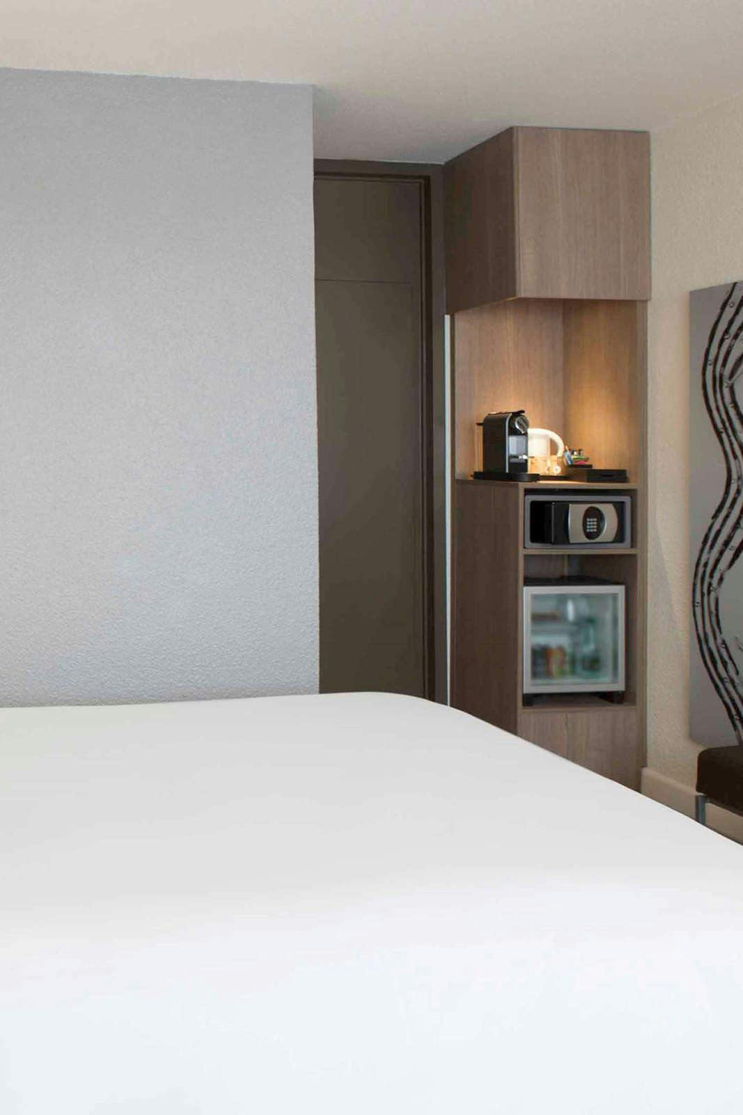 Hotel Novotel Bordeaux Lac photo 3