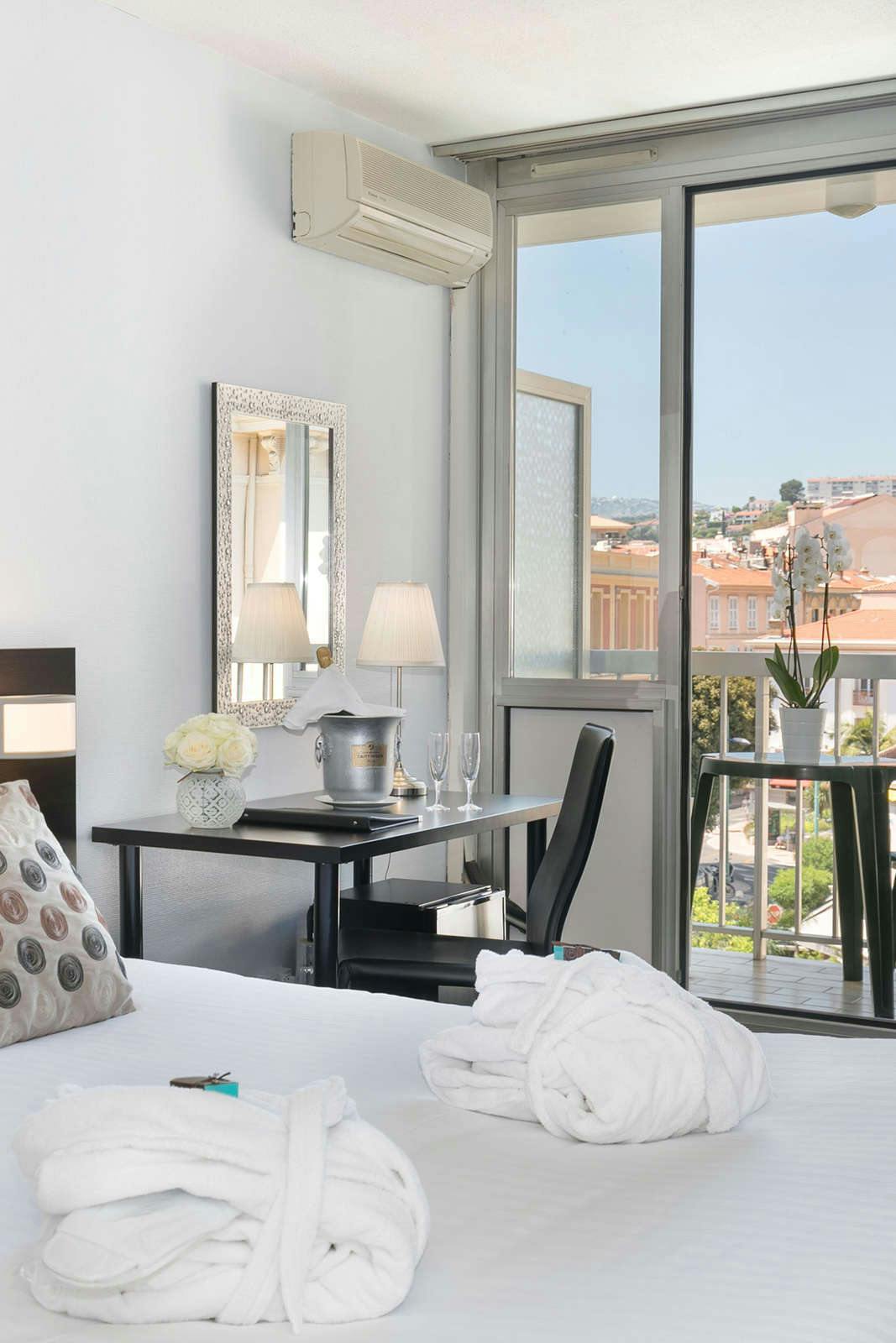 Hotel Quality Hotel Menton Méditerranée photo 5