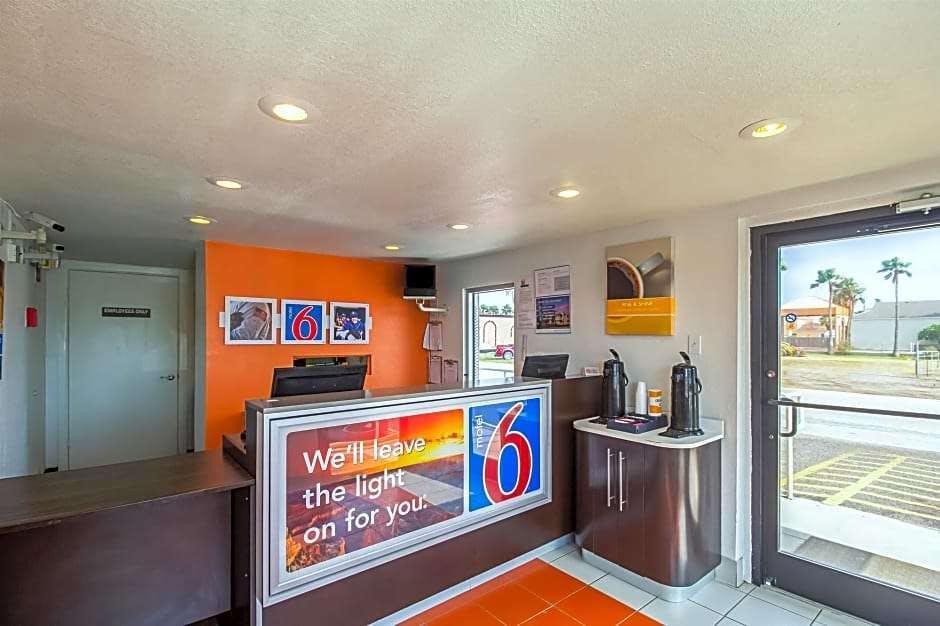 Hotel Motel 6 South Padre Island photo 4