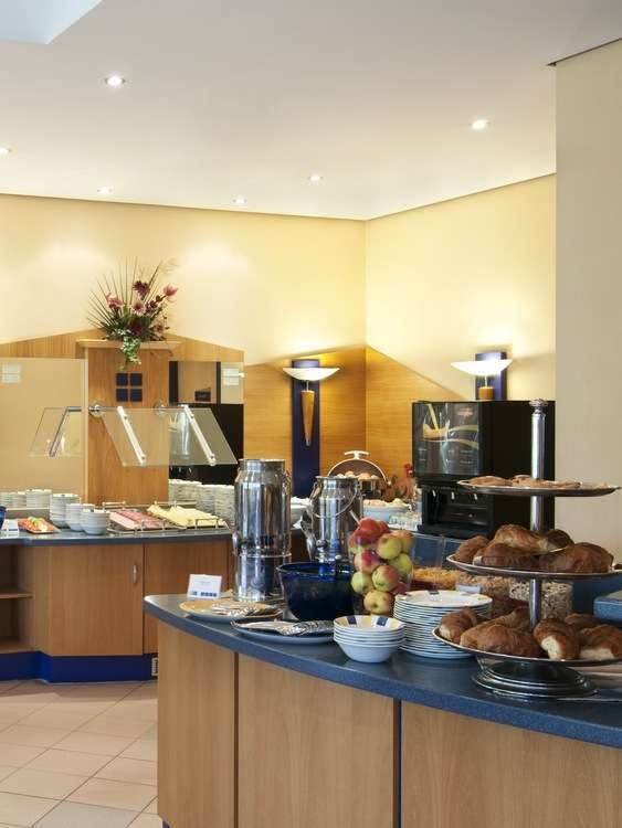 Hotel Holiday Inn Express Cologne Troisdorf photo 5