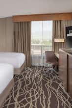 Hotel DoubleTree by Hilton San Bernardino photo 4