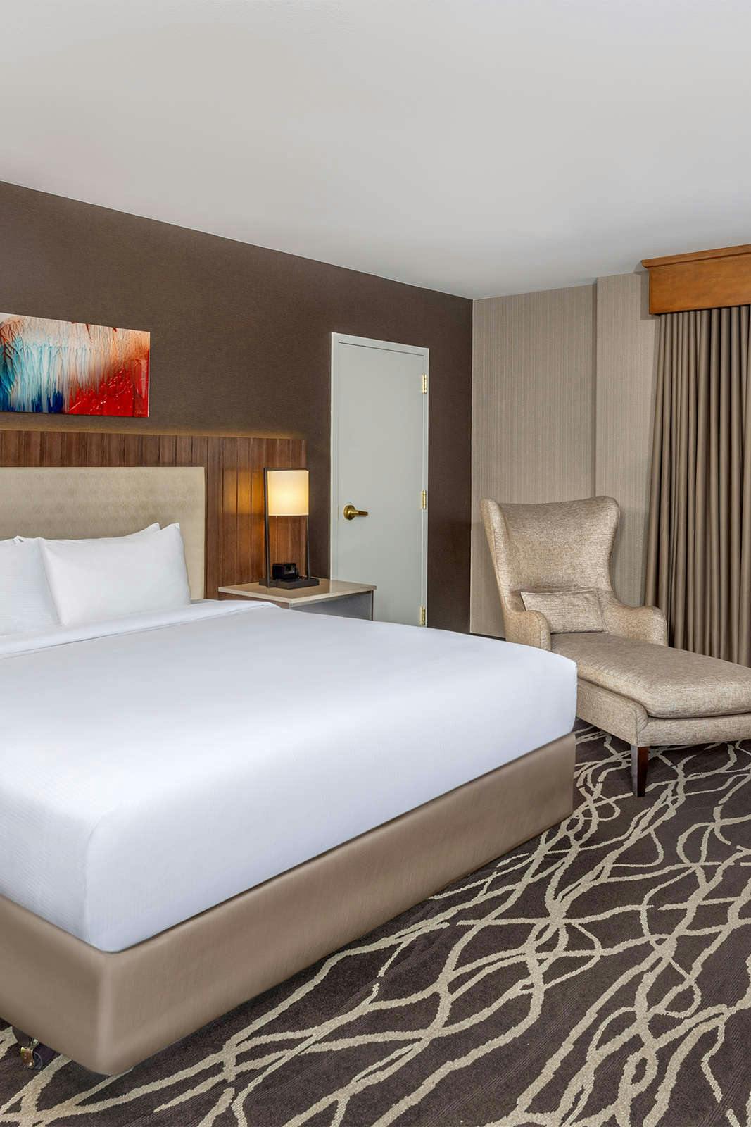 Hotel DoubleTree by Hilton San Bernardino photo 1