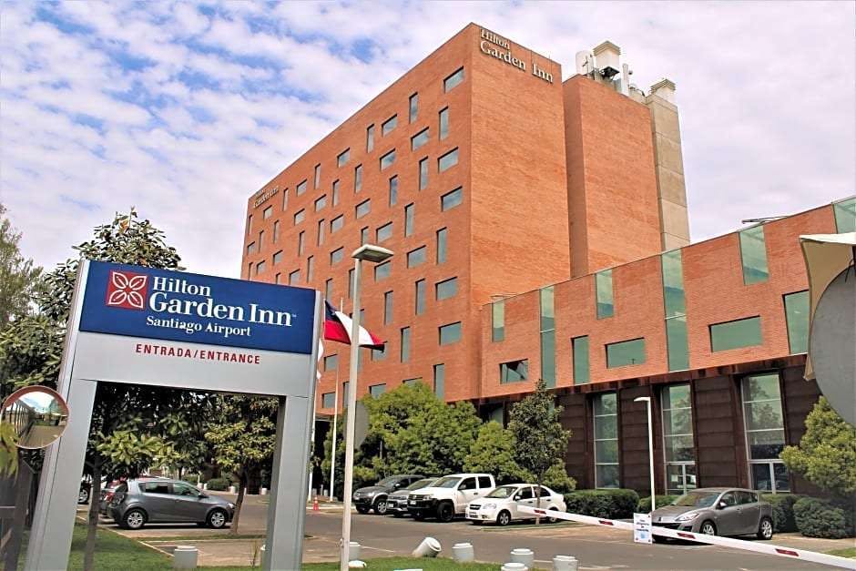 Hilton Garden Inn Santiago Airport