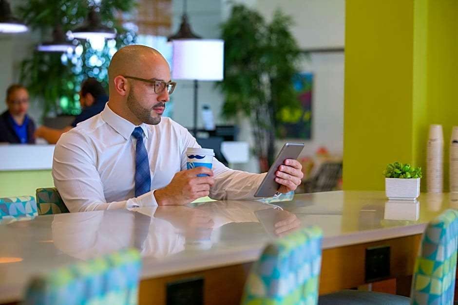 Hotel Hampton Inn & Suites San Juan photo 2