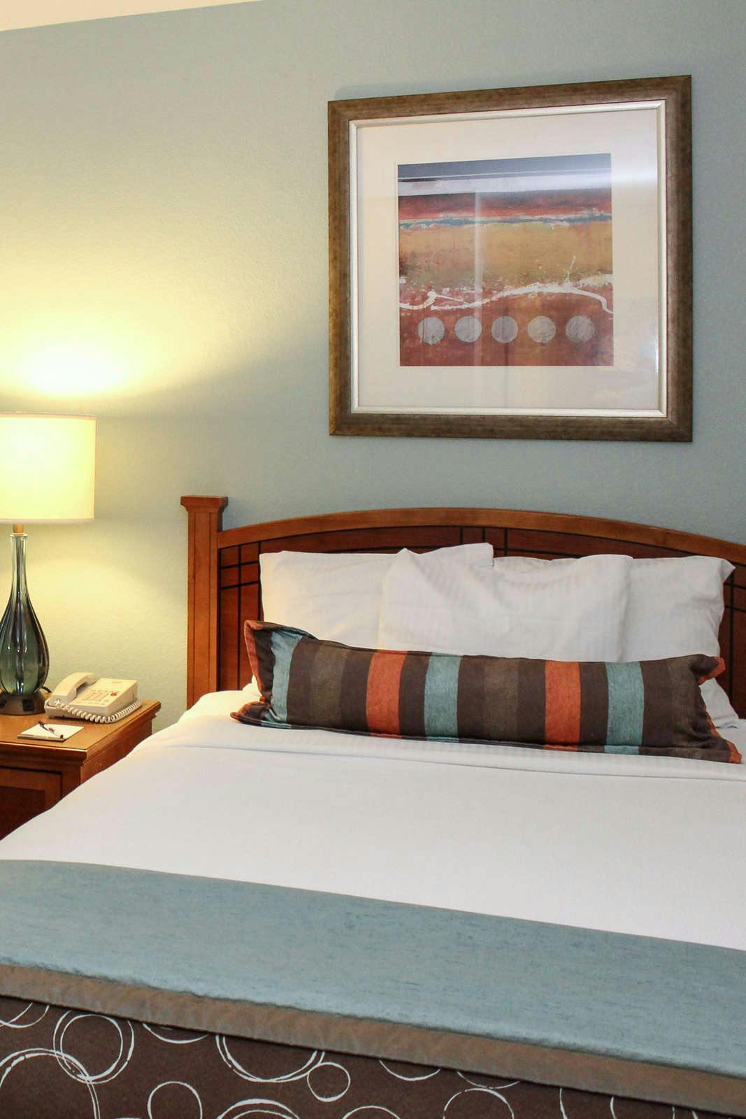 Hotel Sonesta ES Suites Portland Vancouver 41st Street photo 2