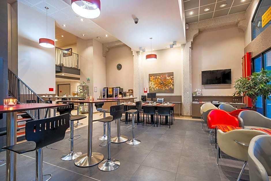 Hotel Aparthotel Adagio Lyon Patio Confluence photo 2