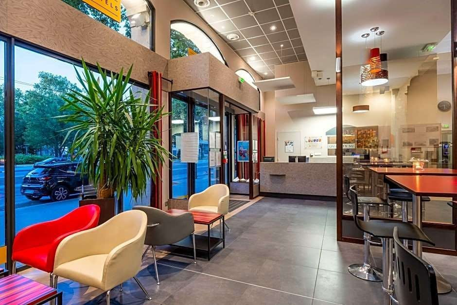 Hotel Aparthotel Adagio Lyon Patio Confluence photo 3