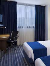Hotel Holiday Inn Express Bilbao photo 2