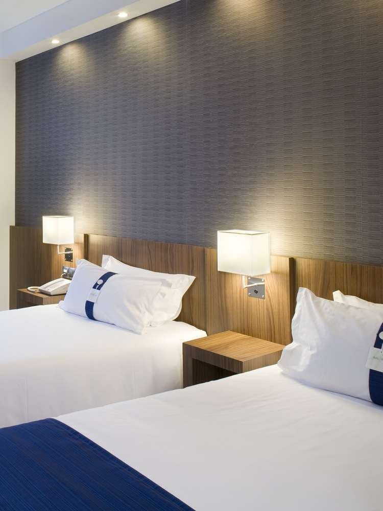 Hotel Holiday Inn Express Bilbao photo 3